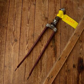 Gabel 28"orig. 50er J. unrestauriert, Schaftlänge 165 mm, Scheidenlänge 385 mm, Weite oben 60 mm, Zustand siehe Bilder  