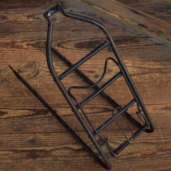 Gepäckträger, orig. 50er Jahre, gebraucht mit Gebrauchsspuren s. Bilder, Breite 14,5cm, Höhe c.a. 34cm 