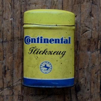 Flickzeug Blechdose "CONTINENTAL" orig. 50er Jahre, 61 x 42 x 21 mm, ohne Inhalt 