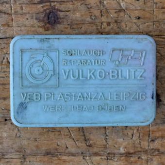 Flickzeug Kunststoffdose "VULKO-BLITZ" orig. 60er Jahre, 76 x 48 x 20 mm, ohne Inhalt 