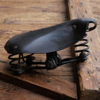 Sattel Damen, für Tourenrad, Leder, braun, Gestell lackiert, original 20er Jahre, NOS 