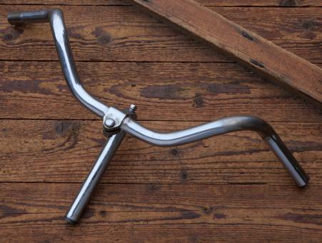Fahrradlenker mit Vorbau FRIKO, DIAMANT-Kuhhorn-Form, 50er/60er J., verchromt, gebr. 