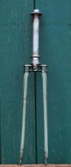 Fahrradgabel 26 Zoll EXPRESS, lindgrün, Strahlen weiß /dunkelgrün, Linien silber, für Sportrad 50er J., gebr. 