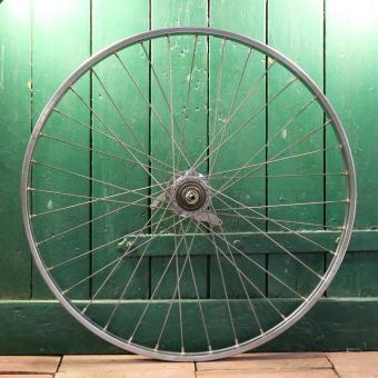 Laufrad hinten, 28 Zoll (622mm), Westwood chrom, Sturmey Archer 3-Gang Trommelbremse, gebr.   