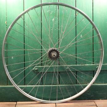 Laufrad hinten, 28 Zoll (635mm), Westwood chrom "Raleigh", Breite ca. 37mm, Sturmey Archer 3-Gang  