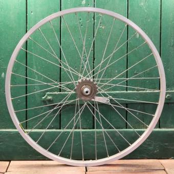 Hinterrad 24 Zoll (507), für Drahtbereifung, REMERX Alu-Felge, SACHS 3-Gang S-Nabe, NOS 