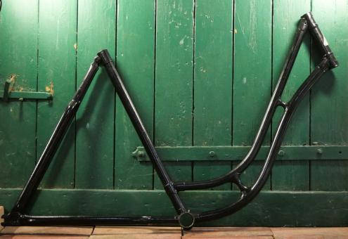 Fahrrad - Damenrahmen Schwanenhalsform "Dürkopp" 26 Zoll, 1930er J., schwarz, neu gepulvert 