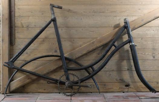 Fahrradrahmen Brennabor, Damenausführung, schwarz, 28 Zoll, frühe 1920er Jahre 