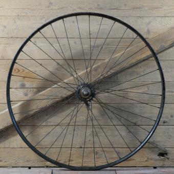 Hinterrad für Wulstbereifung 28 Zoll (635), 1949, Felge schwarz, Linien blau/weiß, CENTRIX-Nabe vernickelt, gebr. 