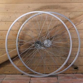 Laufradsatz mit Aluminium-Felgen 27 Zoll (630), 1980er J., mit Torpedo 3-Gang-Nabe, gebr. 