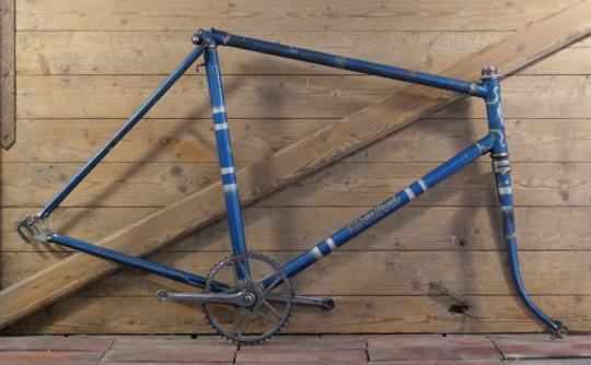 Fahrradrahmen RÖHN für Sportrad, Herren, 26 Zoll, Stahl, 50er J., blau/silber, Linien weiß, gebr. 