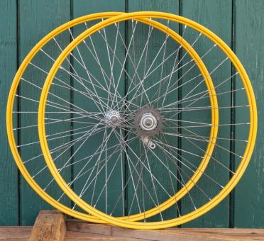 Laufradsatz 26 Zoll (559) für Drahtbereifung Ballonrad, 1934, Hinterrad mit Torpedo-Nabe, gebr. 