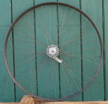 Hinterrad 28 Zoll (622) für Drahtbereifung, Bj. 1949, schwarz, Linien silber/weiß, Torpedo Nabe, gebr. 