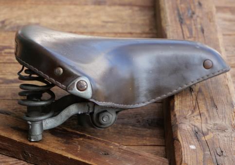 Sattel, Damen, MERTENS, Kunstleder, braun, verzinkt, original 60er Jahre, gebr. 