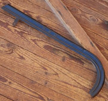 Kettenschutz NSU, schwarz, Linie gold, Länge ca. 50 cm, orig. 40er/50er J., gebr. 